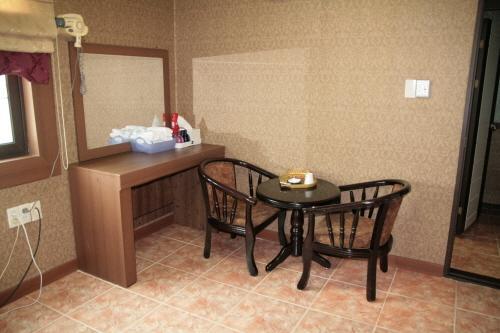Movie Motel Jinju Quarto foto